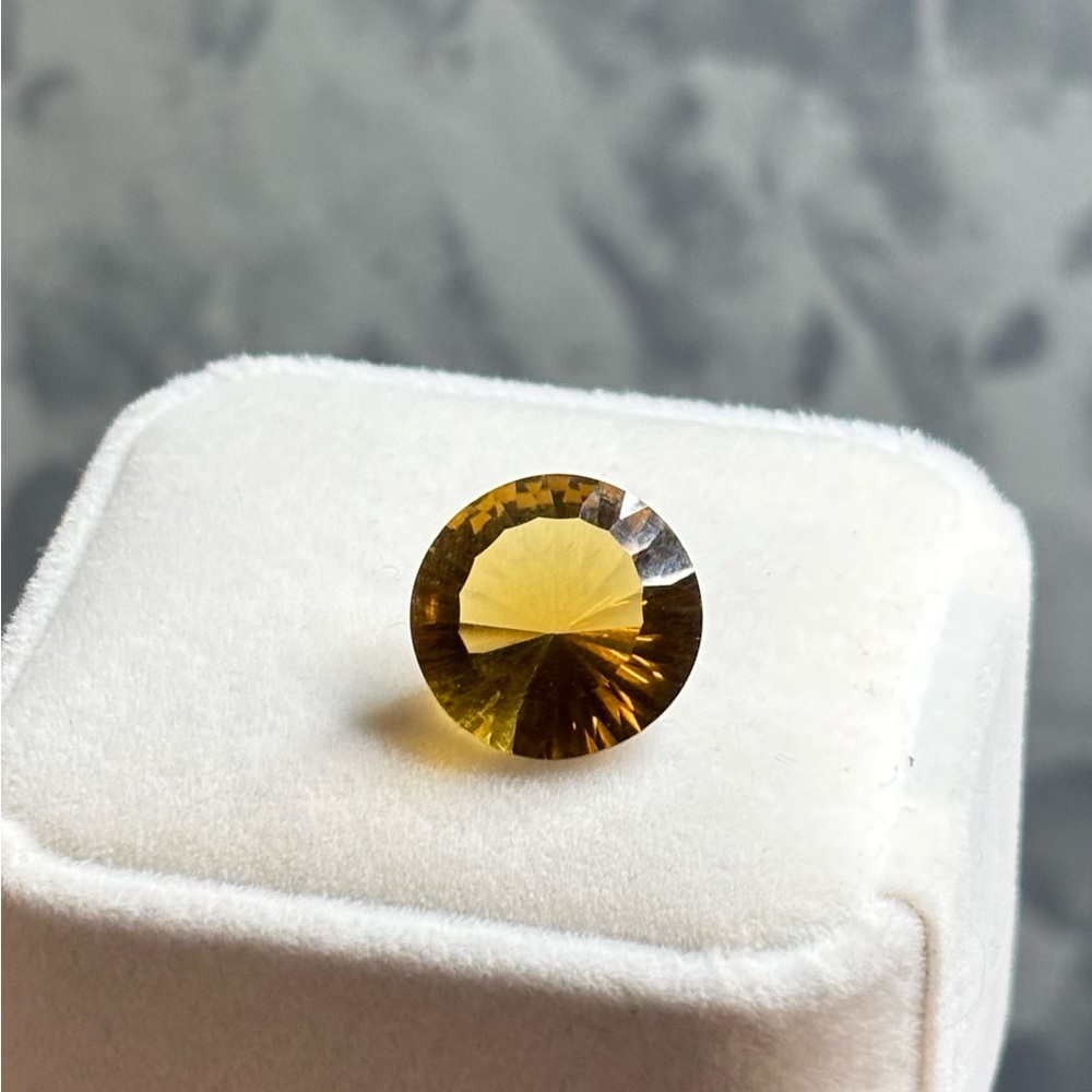 Stunning Round 10CT Concave Cut Natural Orange Yellow Citrine 15.5mm IF clarity